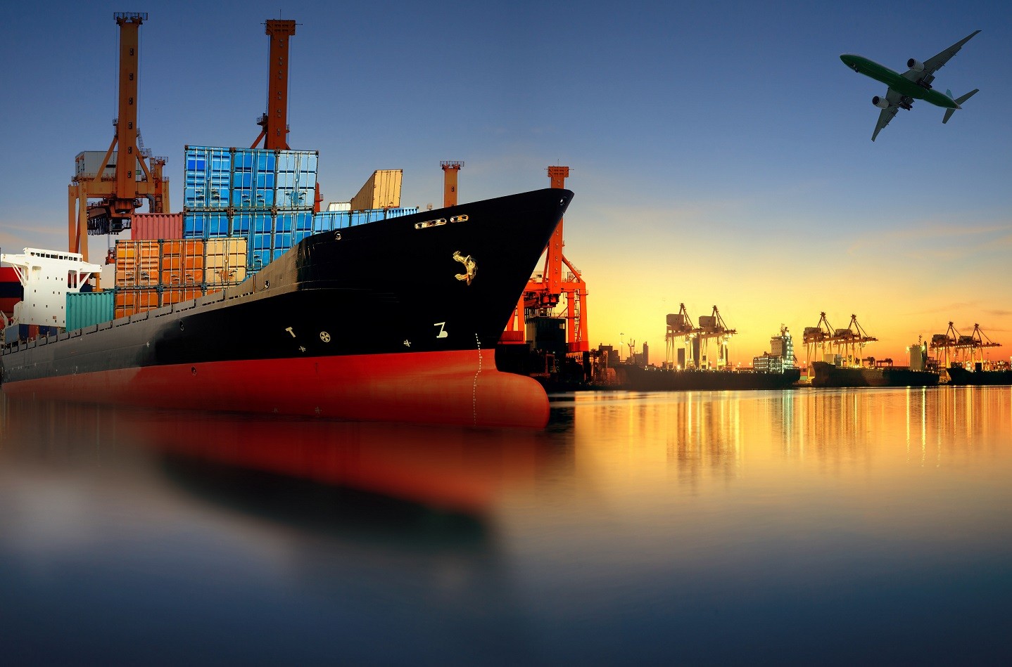 Navi cargo e imbarcazioni